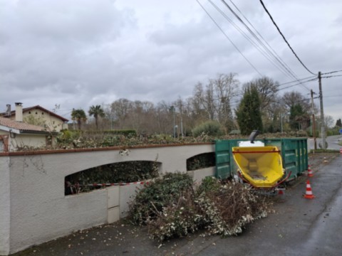 Broyage et évacuation des déchets verts